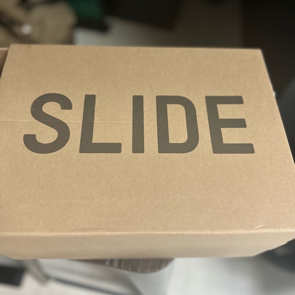 Yeezy Slides Resin size 11 - Picture 6 of 8